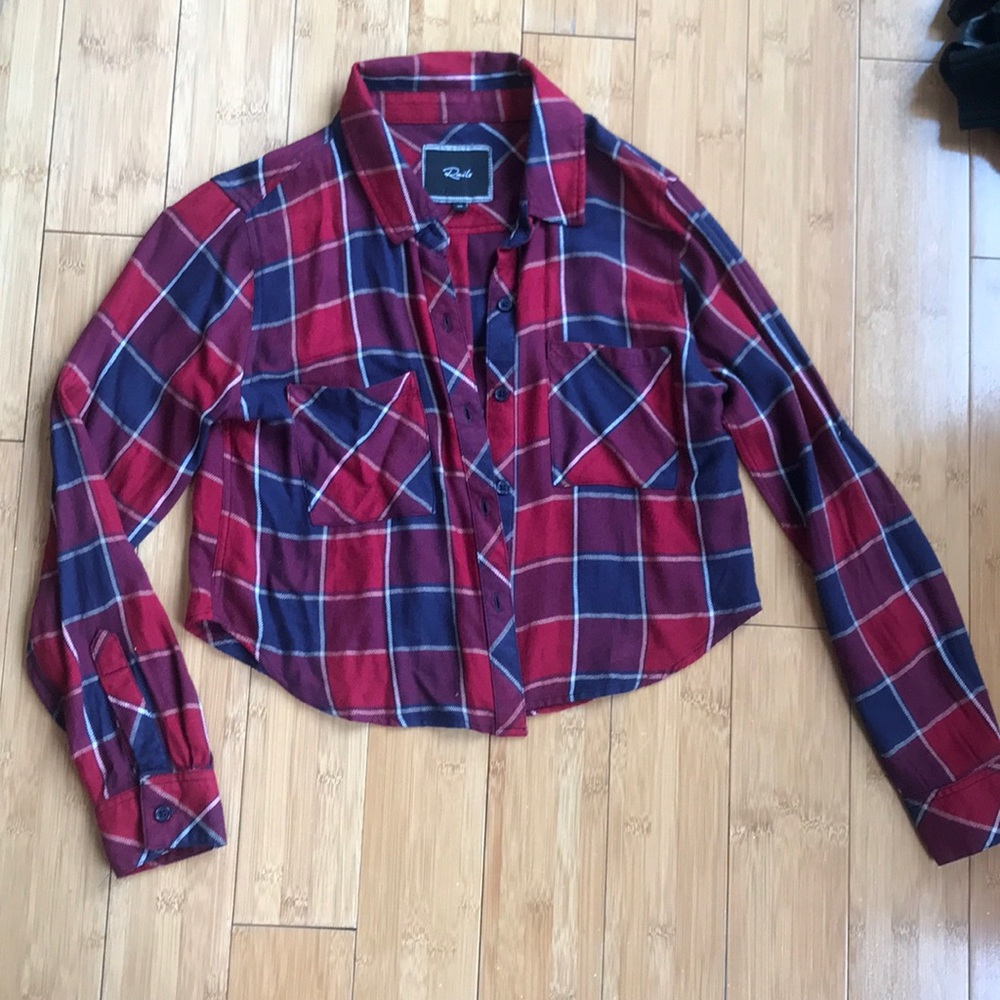 Women’s cropped flannel shirt